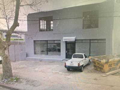 Gran terreno en venta en el Prado con renta