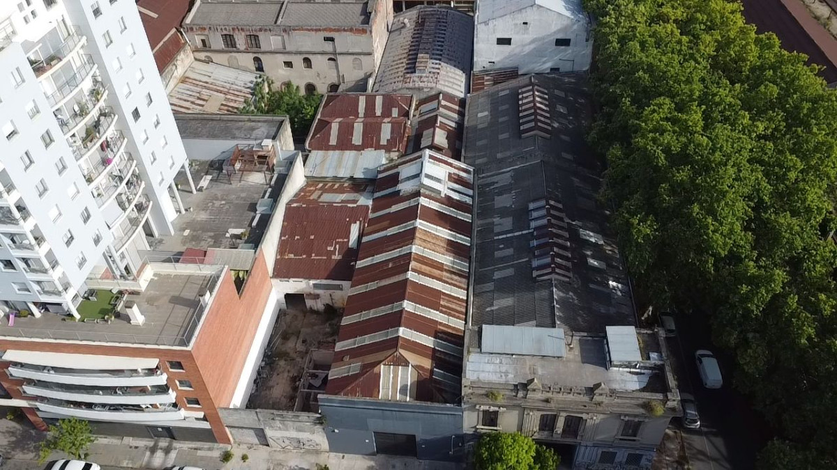 Venta Terreno Edificio 15 pisos Aguada Centro Bahia