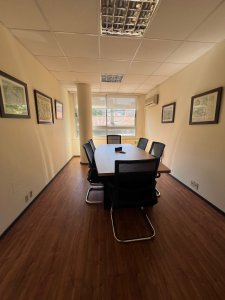 Venta oficina centro 2 padrones amplia reciclada