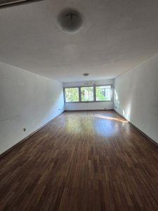 Alquiler oficina Centro, Colonia esq Rio Negro