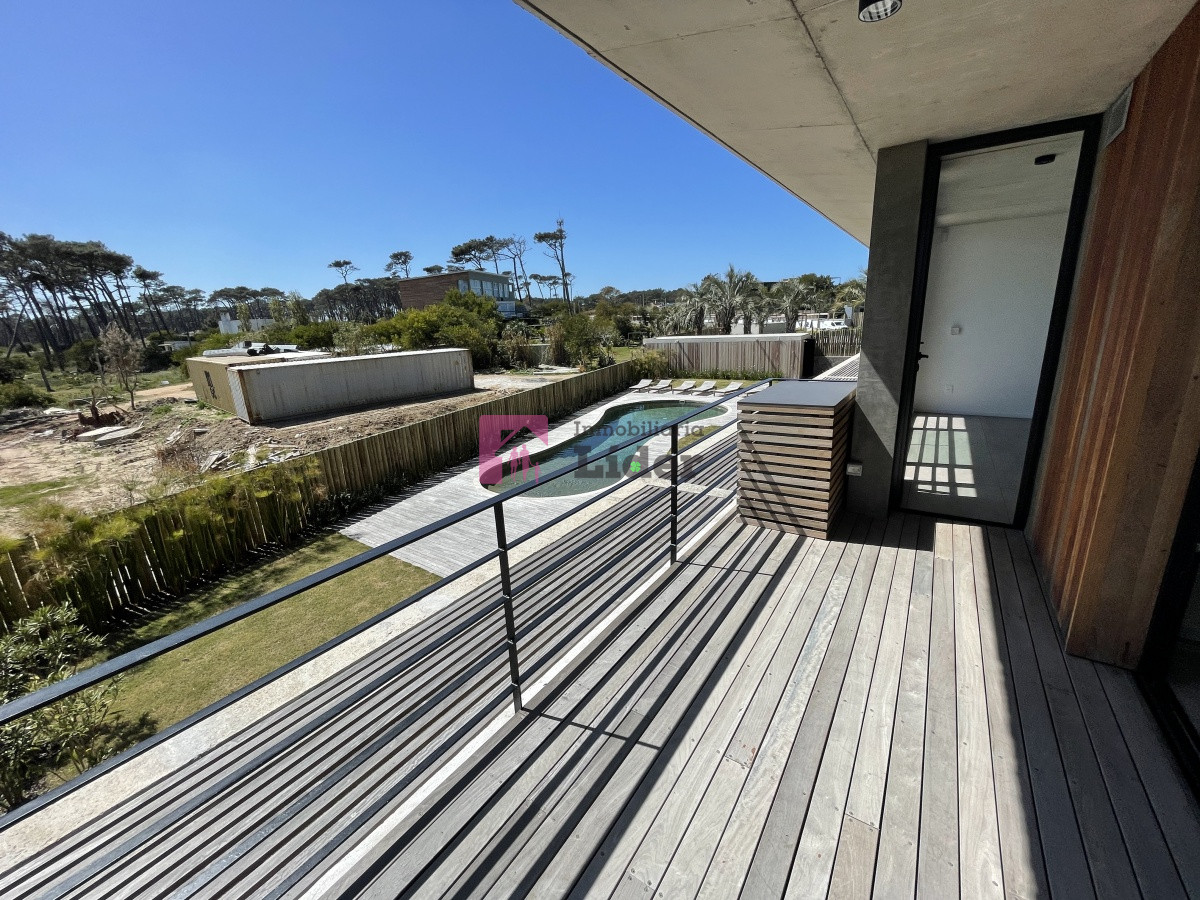 Bikini - GoPunta - Portal Inmobiliario de Punta del Este - Maldonado