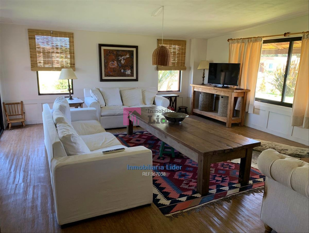 Colinas de Carrasco - GoPunta - Portal Inmobiliario de Punta del Este - Maldonado