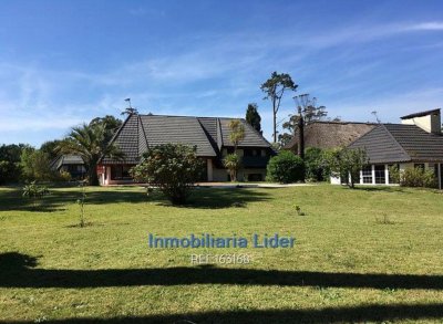 HERMOSA CASA EN PUNTA! 