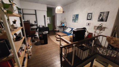 VENTA DE APARTAMENTO TIPO CASA EN TRES CRUCES CON TRES DORMITORIOS