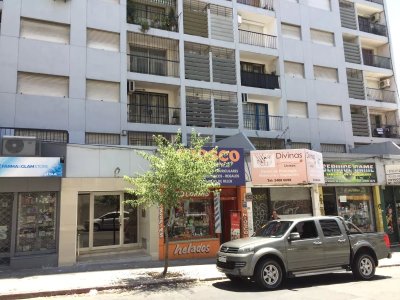 En Alquiler Y Venta 2 Dormitorios Muy Luminoso Bien Ubicado