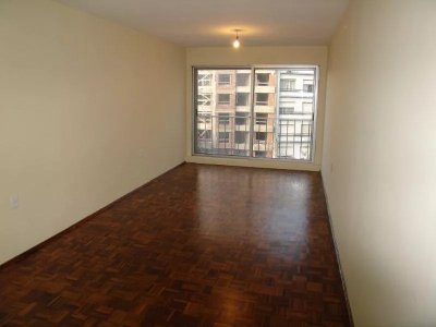 Venta Apartamento 2 Dormitorios Al Frente En Parque Rodó