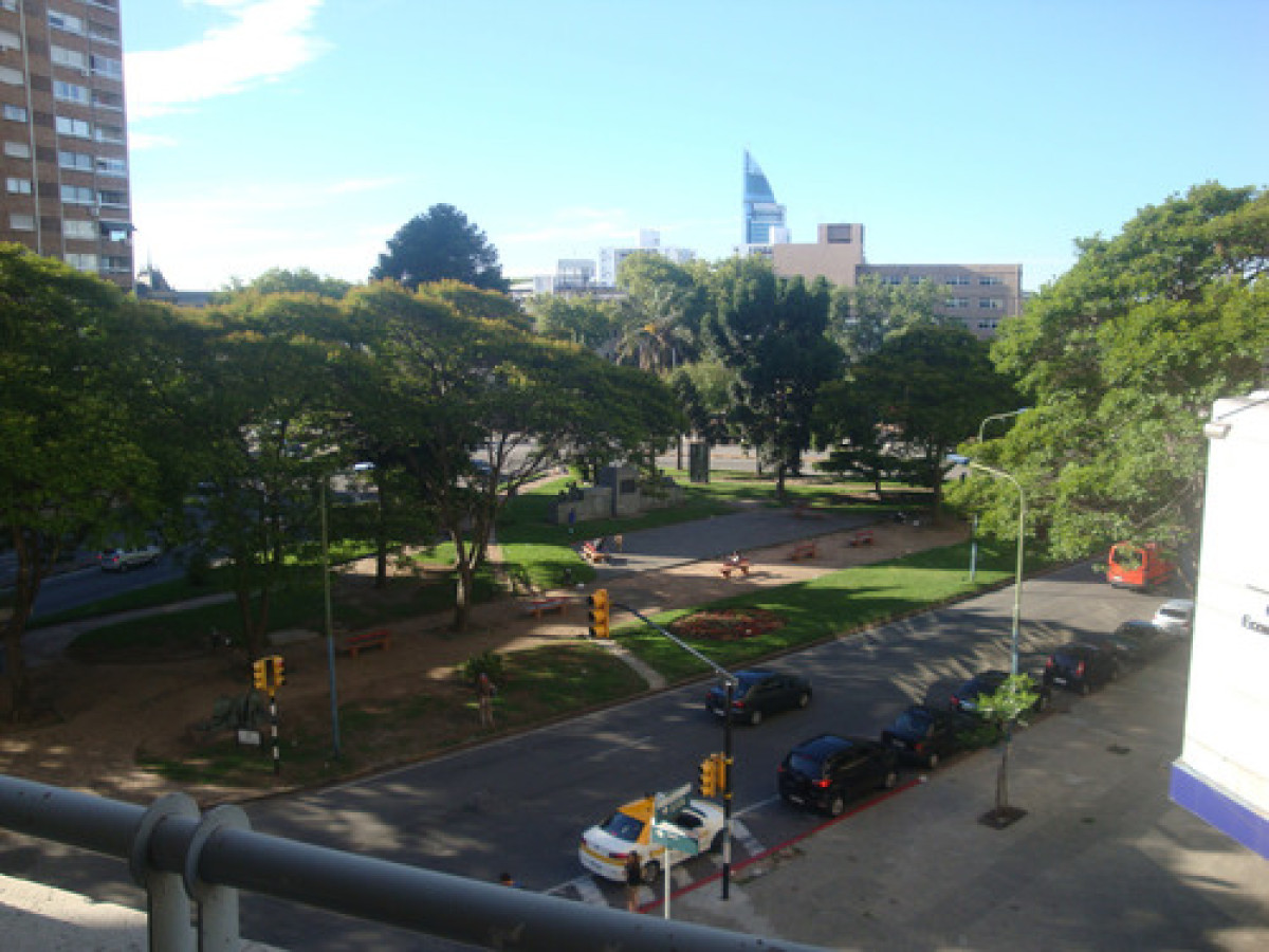 Apartamento En Venta Totalmente Reciclado 3 Dorm 3 Baños En Centro