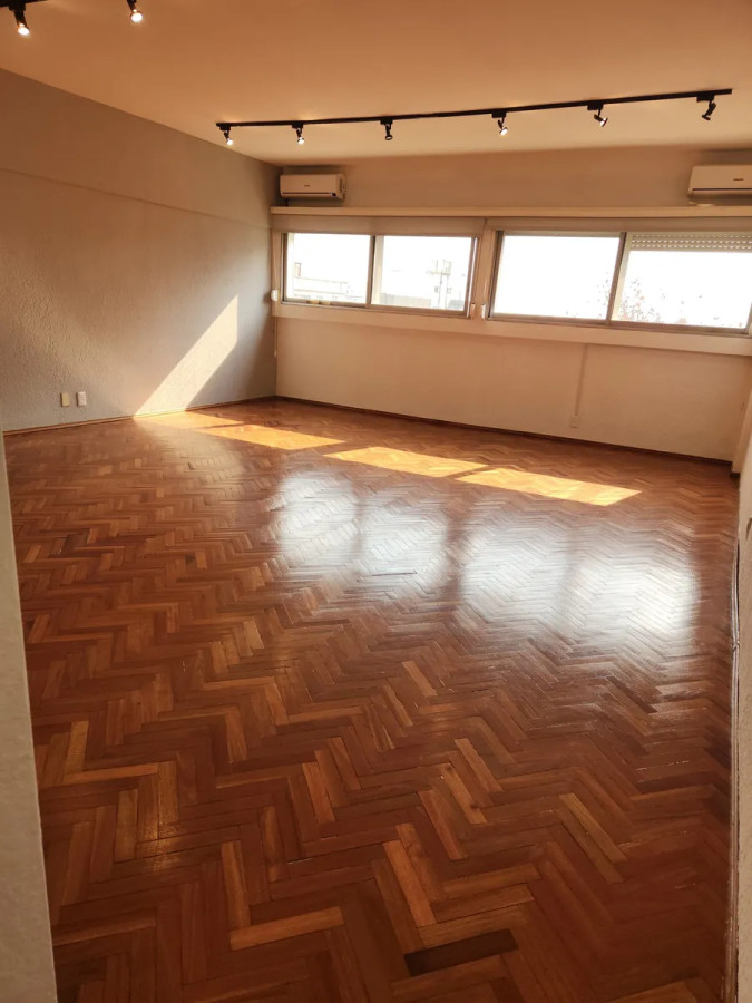 Hermoso Monoambiente Con Cocina y Garaje