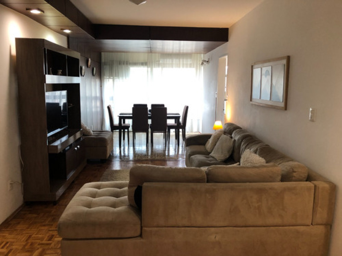 Alquiler Espectacular Apartamento 2 Dormitorios, Punta Carretas Frente Al Mar!!