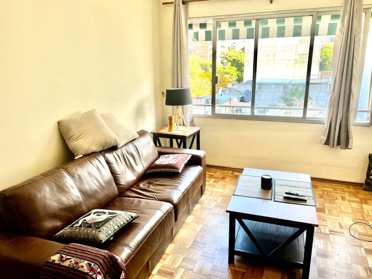 Apartamento Amueblado con  2 Habitaciones