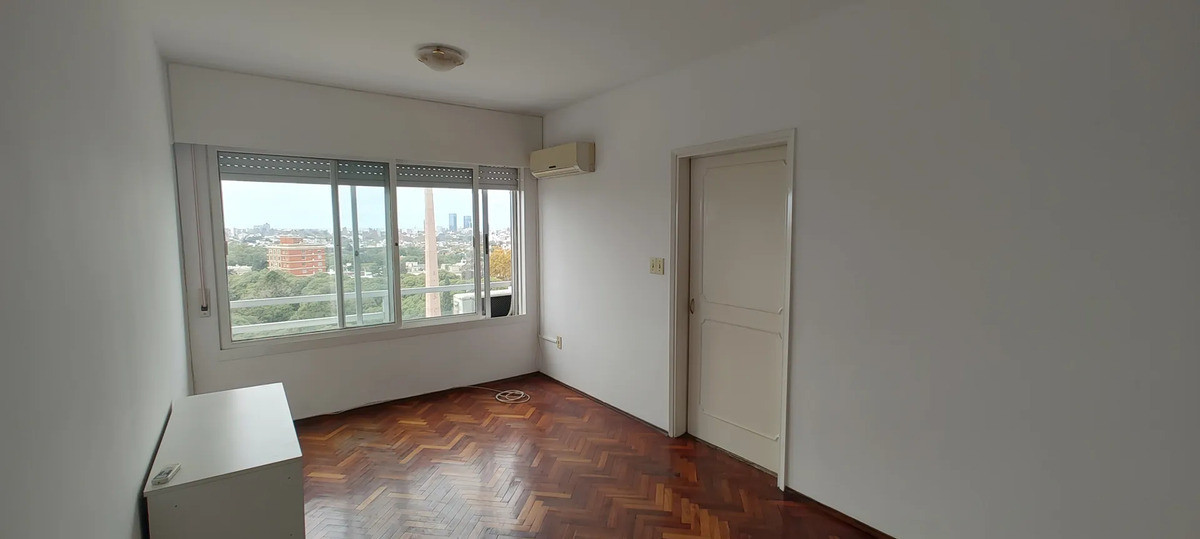 Alquiler Apartamento De 2 Dormitorios 2 Baños En Tres Cruces