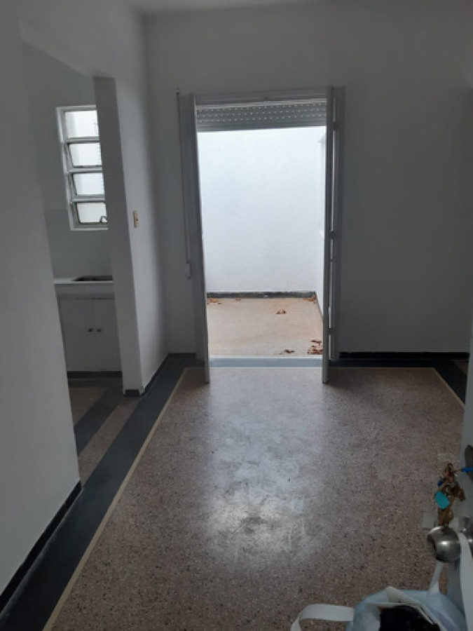 Alquiler Apartamento Luminoso 2 Dormitorios En Cerrito