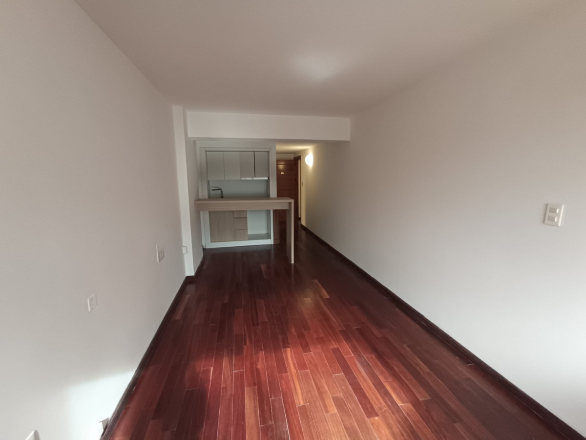 Se Vende O Alquila Monoambiente Reacondicionado Pleno Centro