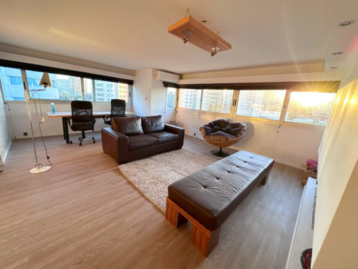 Alquiler Apartamento Amoblado 2 Dormitorios 2 Baños Cochera En Puerto De Buceo
