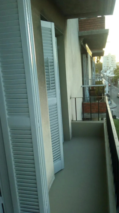 Alquiler Apartamento 2 Dormitorios Muy Luminoso En Unión