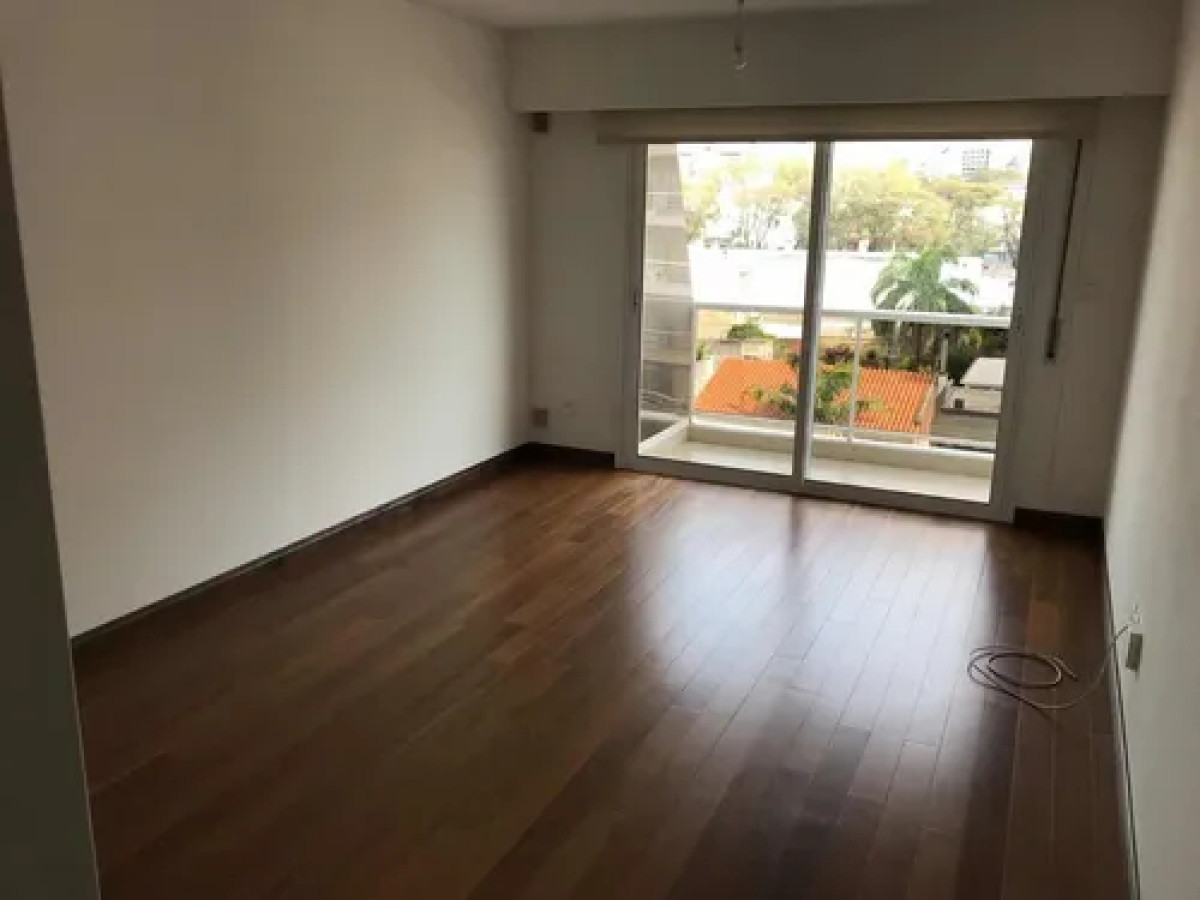 Hermoso Apartamento De 1 Dormitorio Con Cochera 