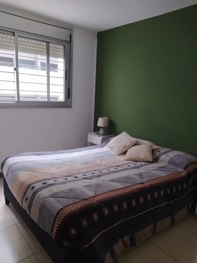 Apartamento 1 Dormitorio Con Cochera Y Balcón En Centro