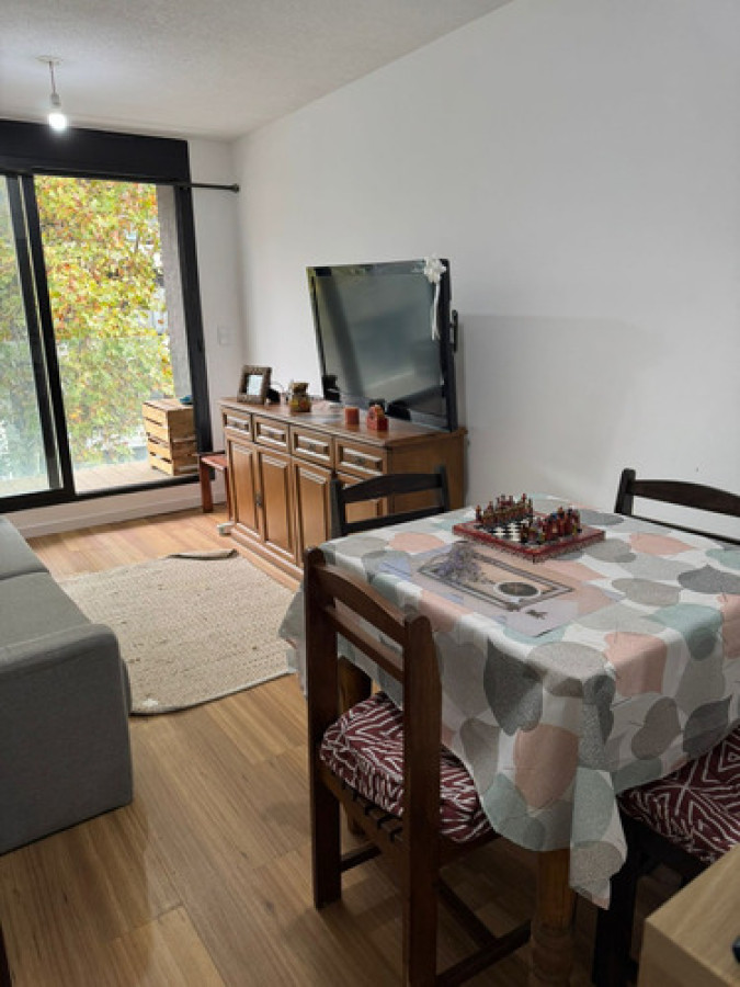 Alquiler Apartamento Casi A Estrenar 2 Dormitorios Excelente Ubicación 