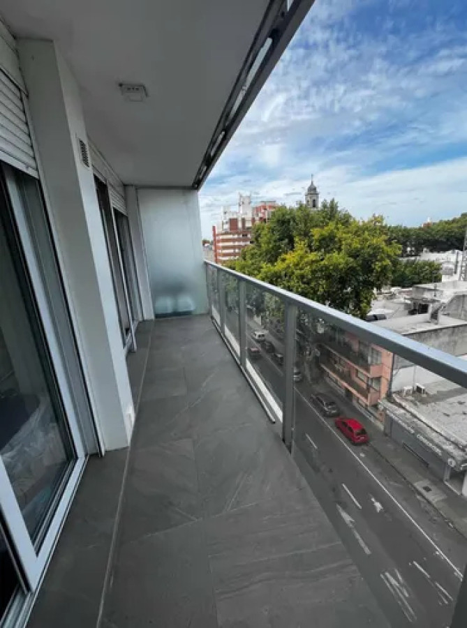Hermoso Apartamento De Un Dormitorio En Cordón 