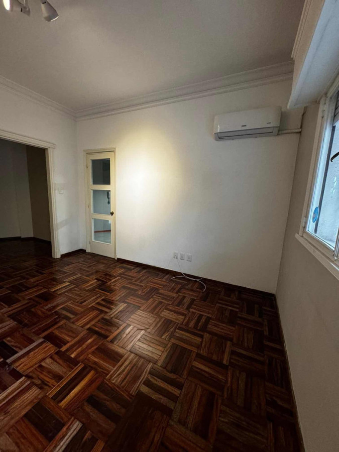 Apartamento En Alquiler 2 Dormitorios. Pocitos