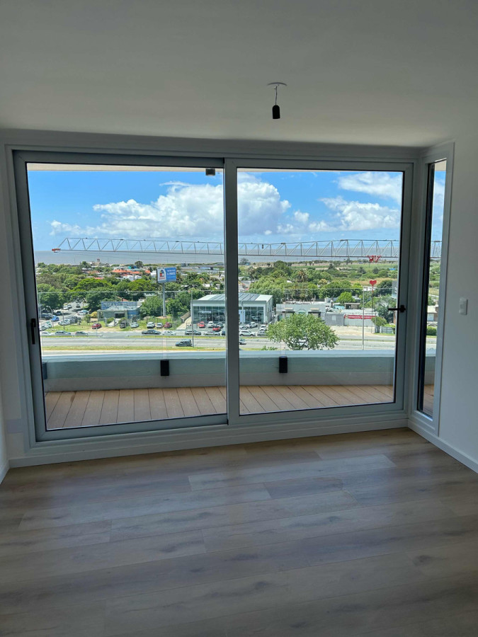 Hermoso Apartamento de 3 Dorm 2 Baños Con Balcón A Estrenar 