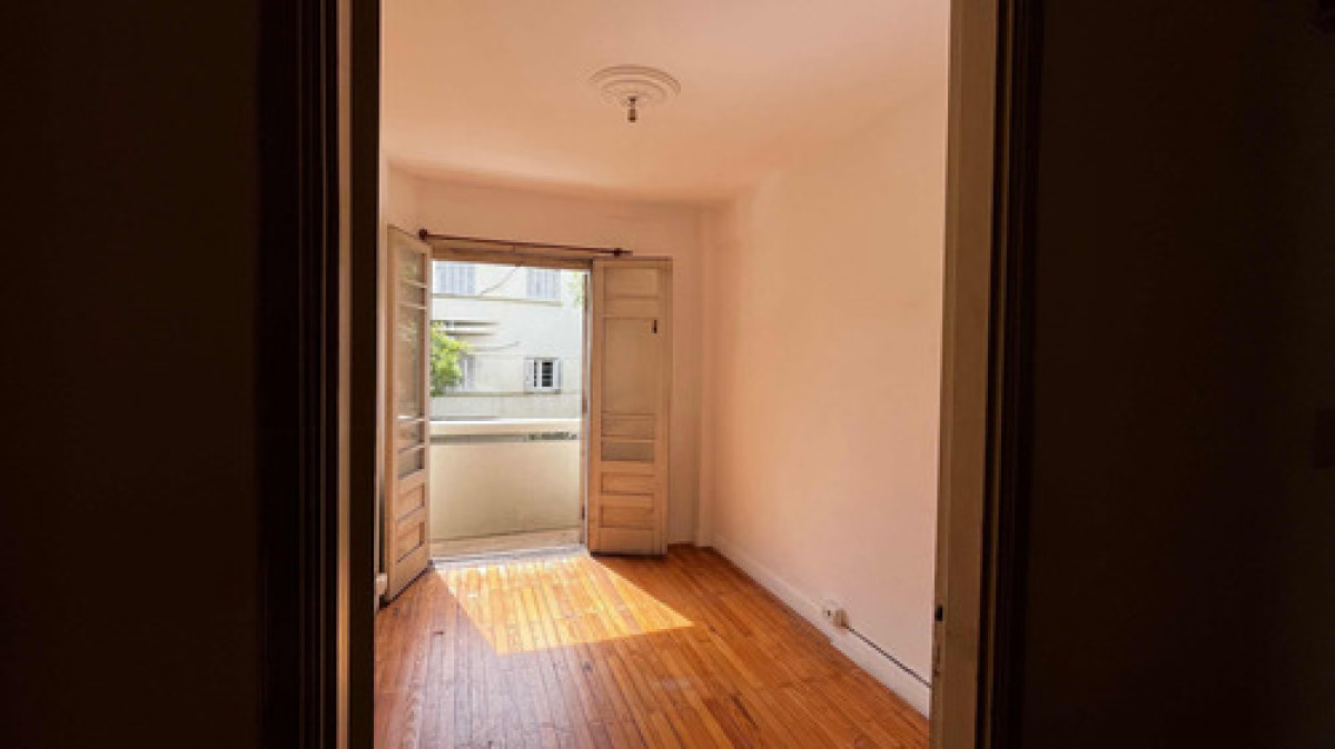 Hermoso Apartamento De 3 Dorm Con Balcón y Patio