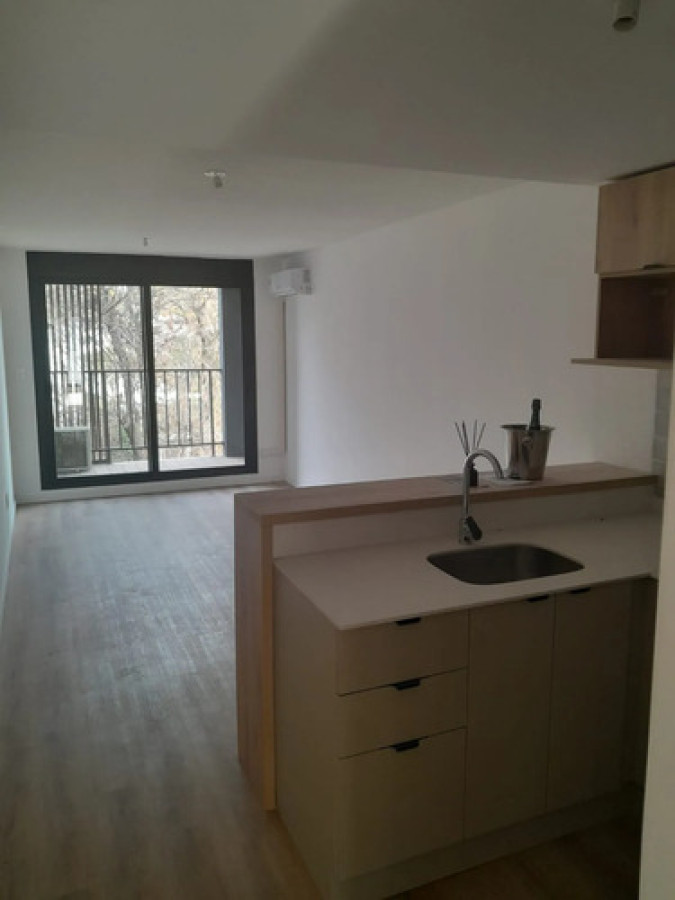 Alquiler Apartamento 2 Dormitorio A Estrenar La Blanqueada Con Balcón Y Garaje