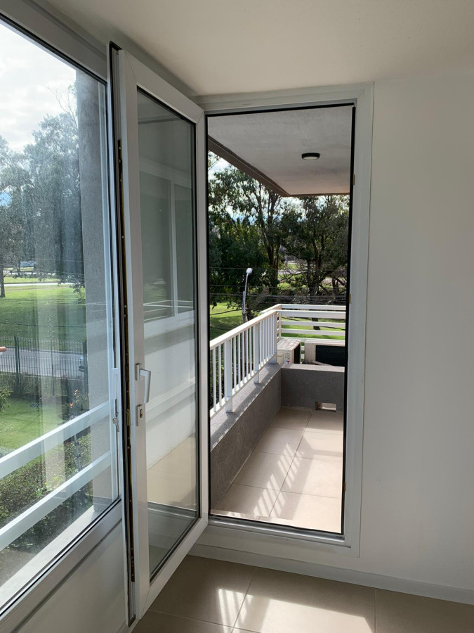 Hermoso Apartamento De 1 Dorm Con Linda Vista
