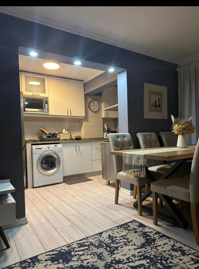Hermoso Apartamento De 2 Dormitorios Con Cochera