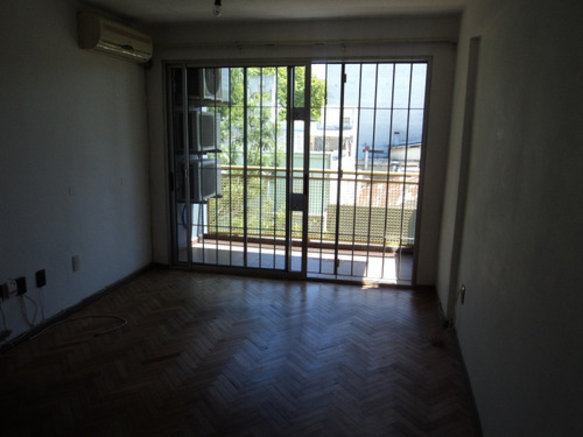 Hermoso Apartamento De 2 Dorm 2 Baños Con Balcón