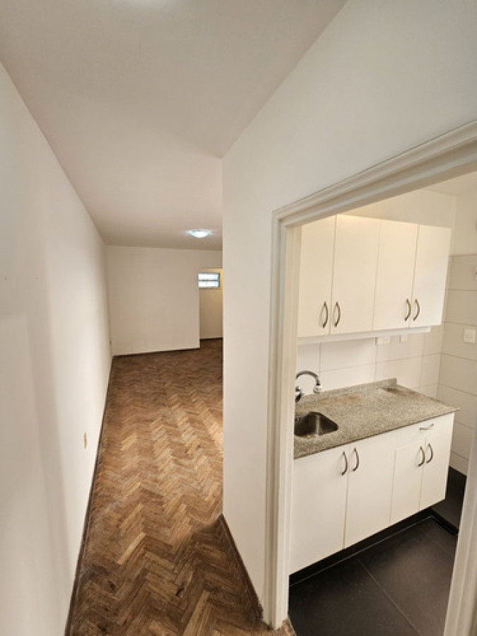 Hermoso Apartamento De 2 Dorm Iluminado 