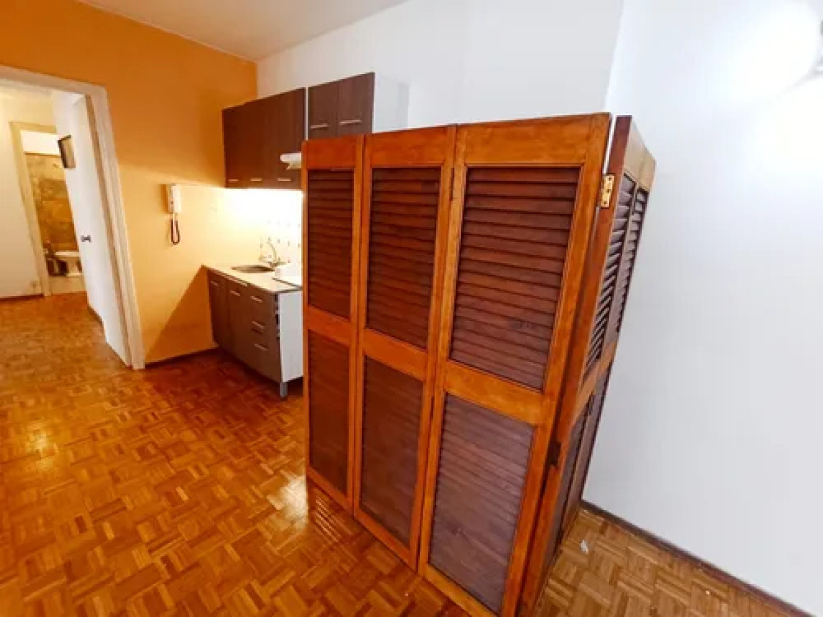 Lindo Apartamento De 2 Dorm Ubicado en Pleno 18 De Julio