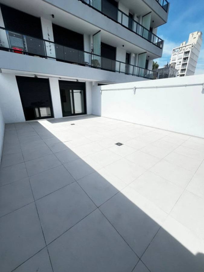 Alquiler Apartamento A Estrenar Con Gran Balcón De 50m2 En Cordon