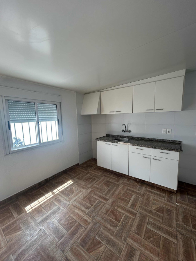 Muy Linda Apartamento De 1 Dormitorio Con Patio y Parrillero 