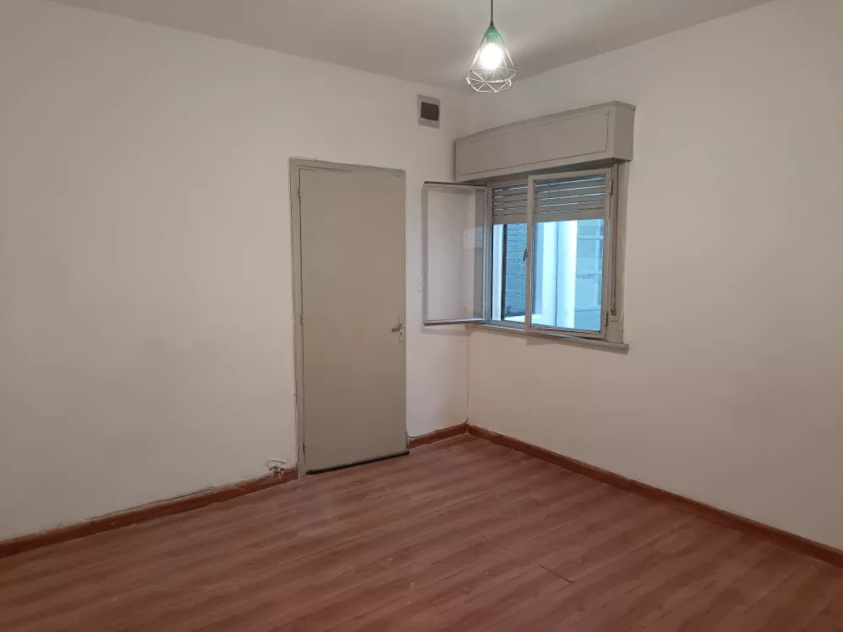 Venta Apartamento Con Renta 1 Dormitorio Sin Gastos En Goes