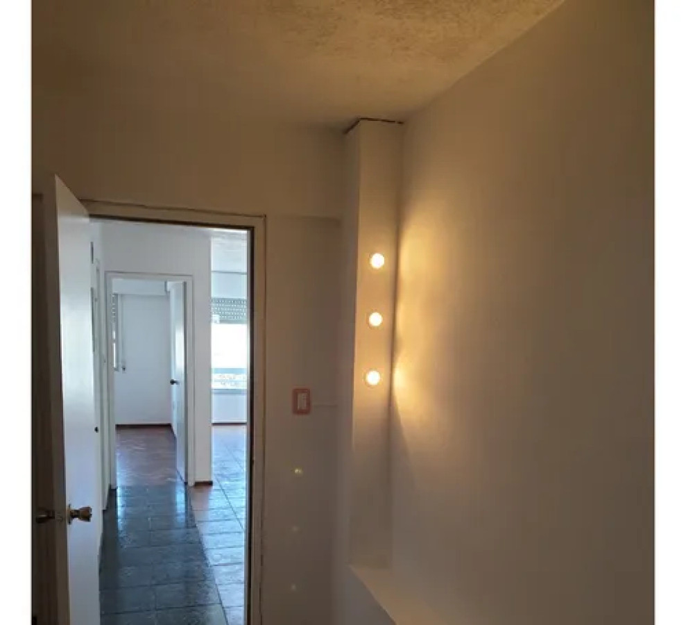 Venta Hermoso Apartamento De 2 Dormitorios En Reducto.