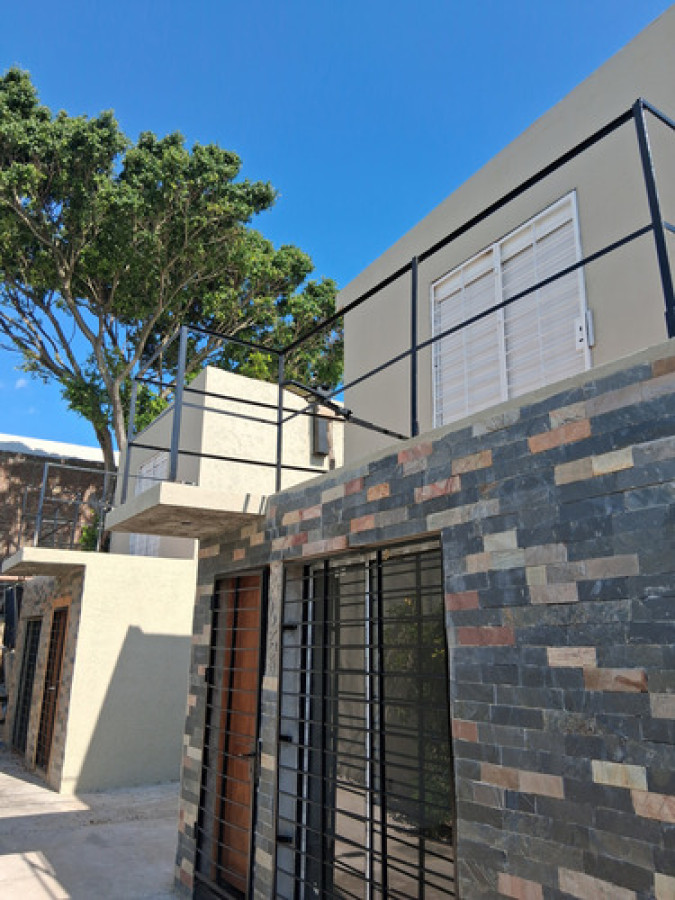 Alquiler Casa 2 Dormitorios 2 Baños Cochera En Malvin Norte