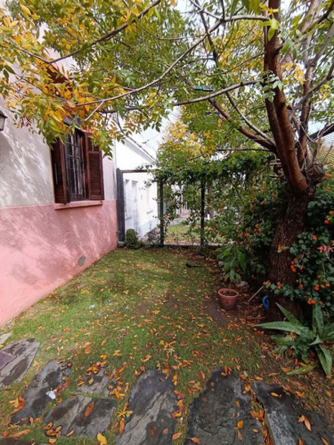 Venta Casa 4 Dormitorios 3 Baños Garaje En La Blanqueada