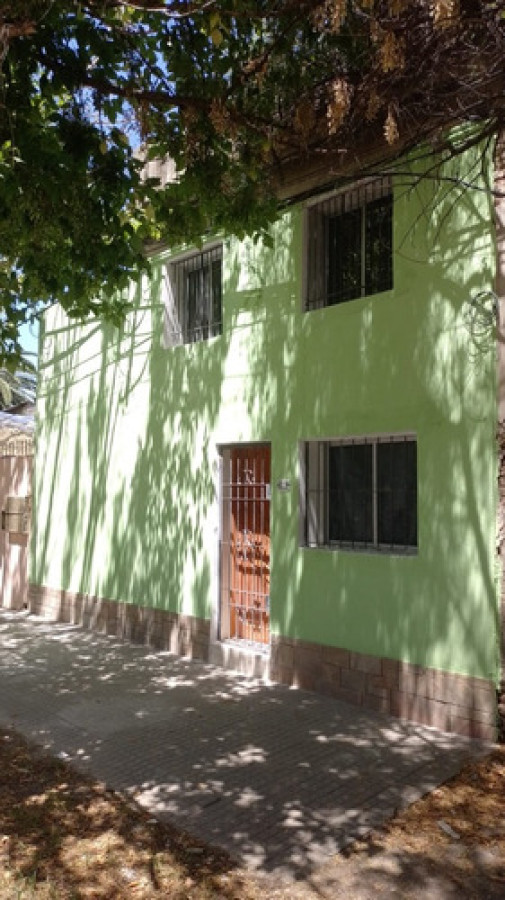 Alquiler Casa Al Frente De 2 Dormitorios Patio Con Parrilero En Flor De Maroñas