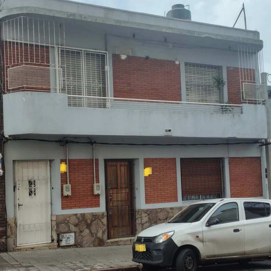 Alquiler Casa De Altos 2 Dormitorios Balcón Azotea Sin Gastos La BLanqueada