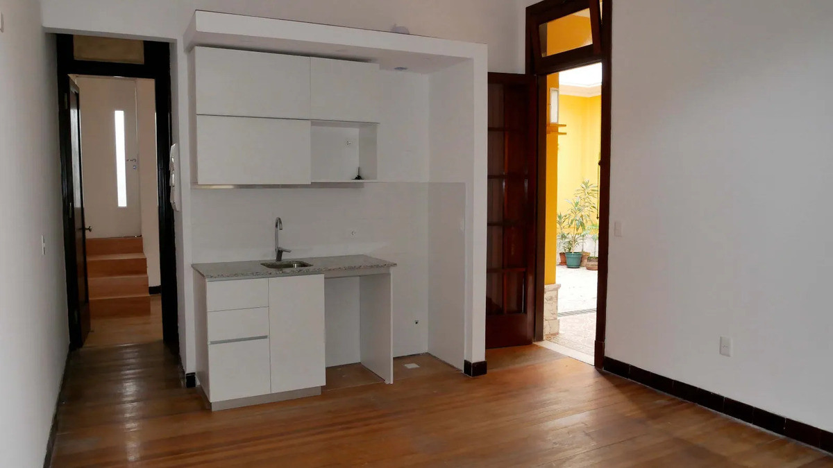 Alquiler Casa Remodelada 1 Dormitorio Azotea Con Parrillero En Pocitos