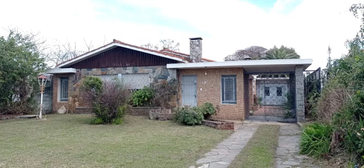 Hermosa Casa En Venta 2 Dormitorios. Lagomar 