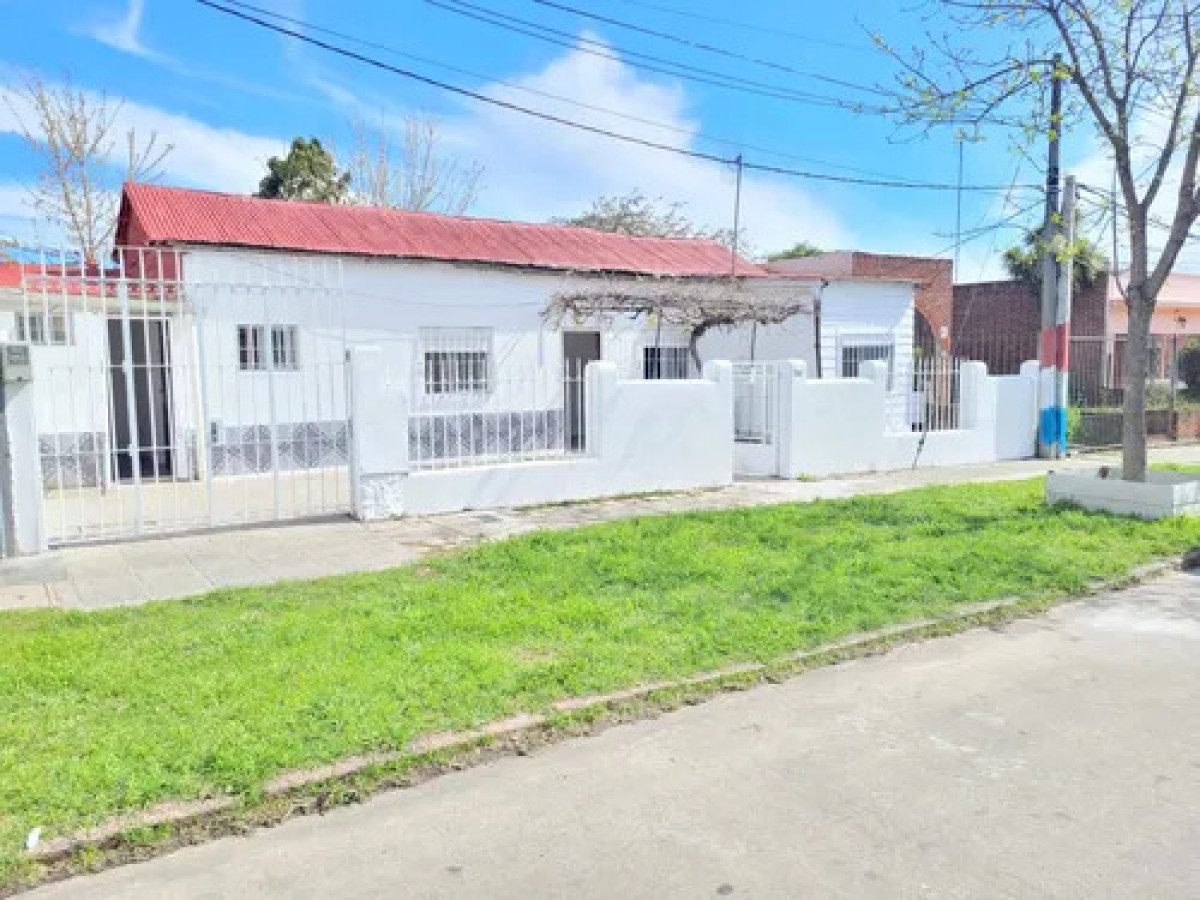 Linda Casa De 4 Dorm Con Cochera