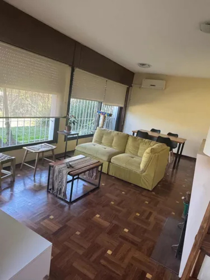 Hermosa Casa De 3 Dorm Con Cochera Y Patio