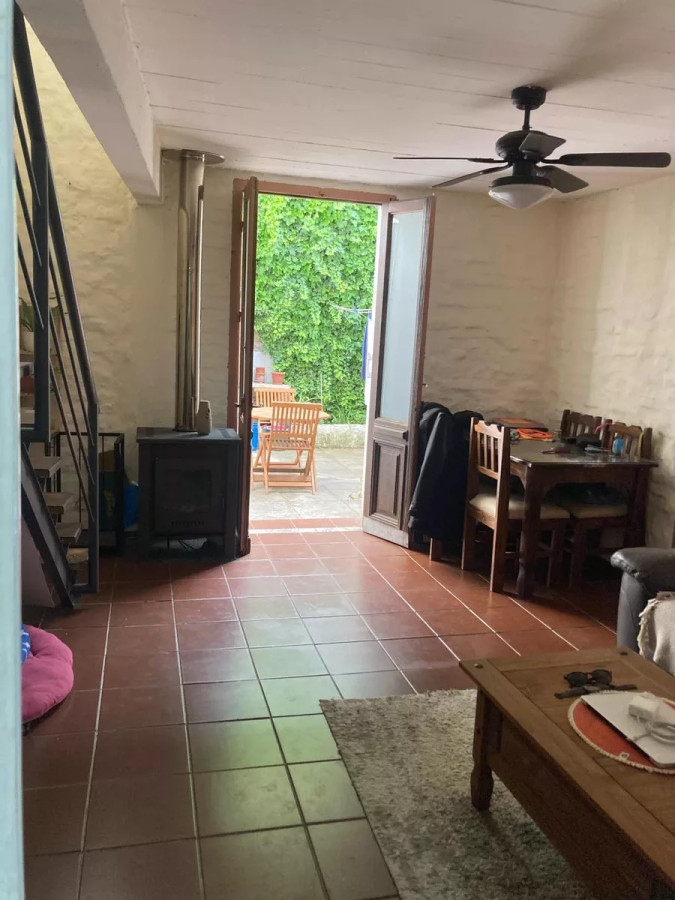 Hermoso Apto Tipo Casa 2 Dormitorios Bien Iluminada