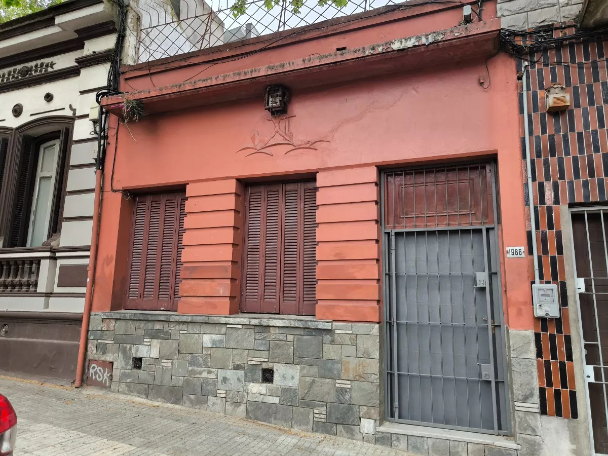 Casa En Alquiler 3 Dormitorios, Parque Rodo. Montevideo