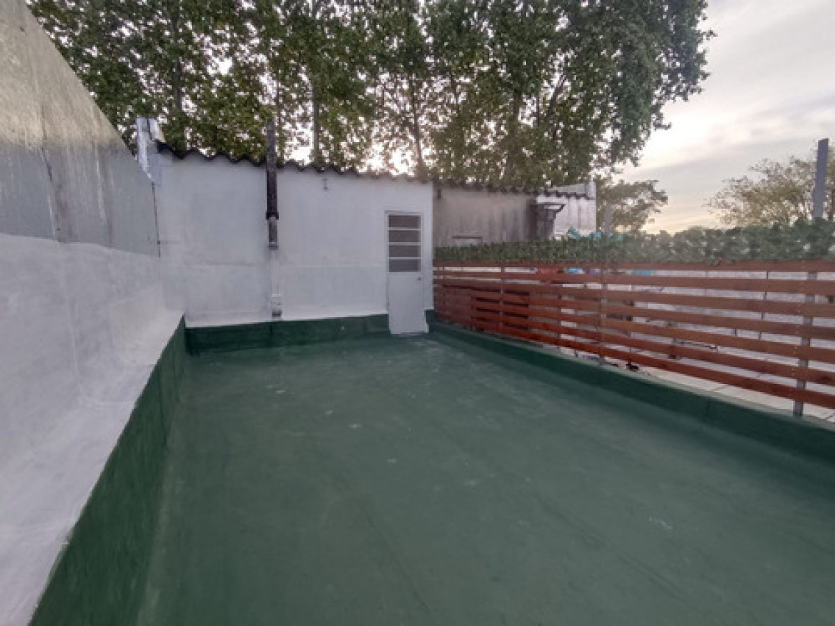 Excelente Casa Con 2 Dormitorios Grandes Terraza Con Parillero A Gas En Bella Vista