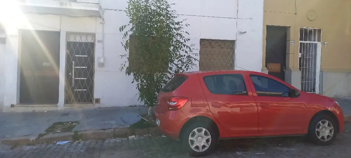 Alquiler Apartamento De 1 Dormitorio Con Patio En Goes