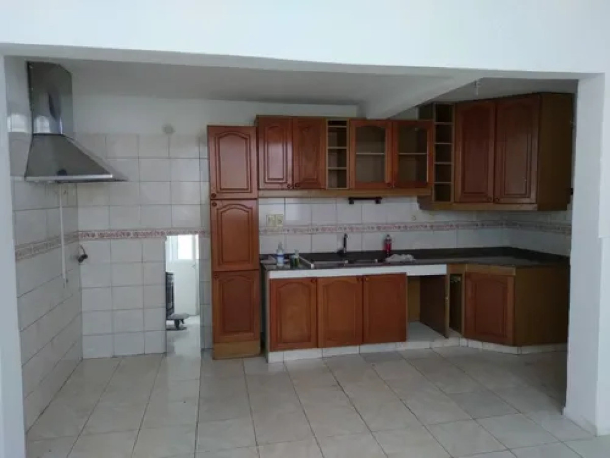 Linda Casa De 3 Dorm Con Azotea y Cochera