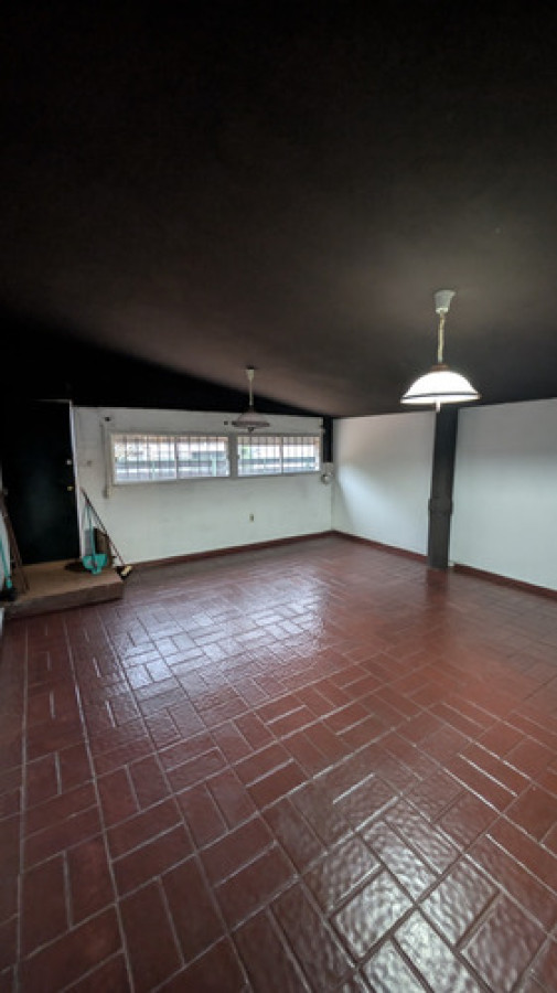 ALQUILER CASA DE ALTOS BUCEO 2 DORMITORIOS TERRAZA AL FRENTE